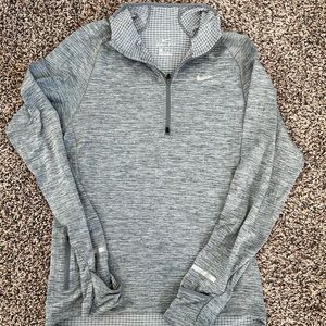 Nike mens small Dri-Fit